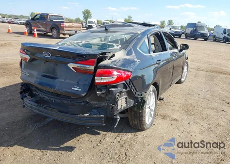 2020 Ford Fusion Se z USA, uszkodzony, nr VIN 3FA6P0HD4LR236240